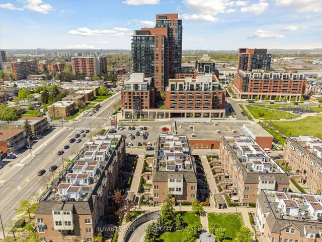 Additional image 33 of 760 Lawrence Ave Unit 61