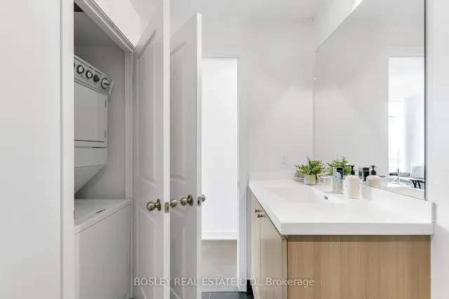 Additional image 18 of 105 George St Unit 1404