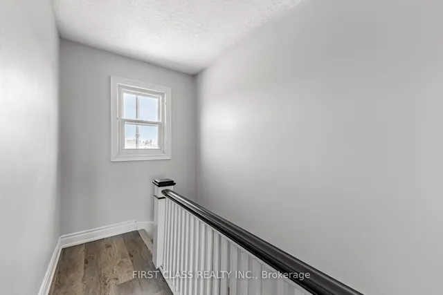 Additional image 13 of 1113 Dufferin St