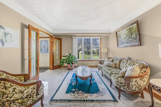 Additional image 8 of 266 Sumach Dr