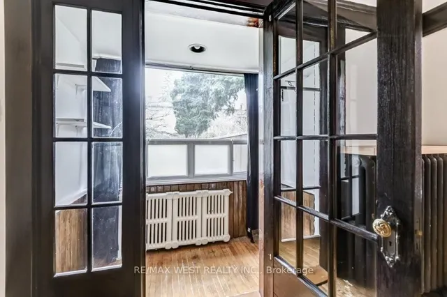 Additional image 9 of 413 Parkside Dr