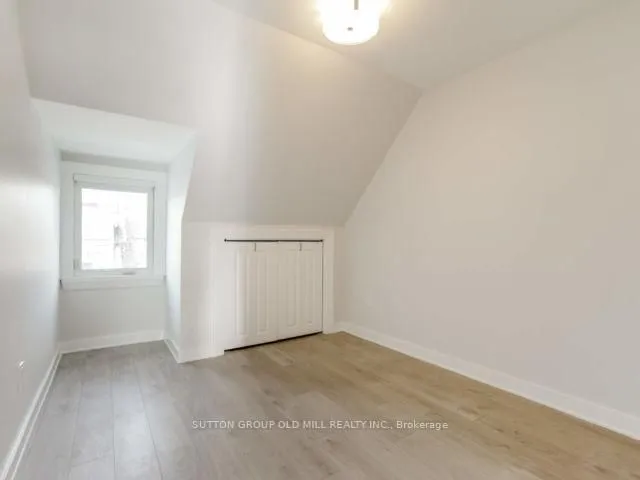 Additional image 44 of 17 Grafton Ave