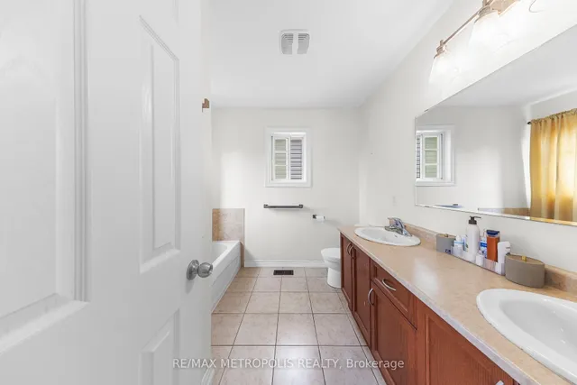 Additional image 17 of 1261 Rusk Ave