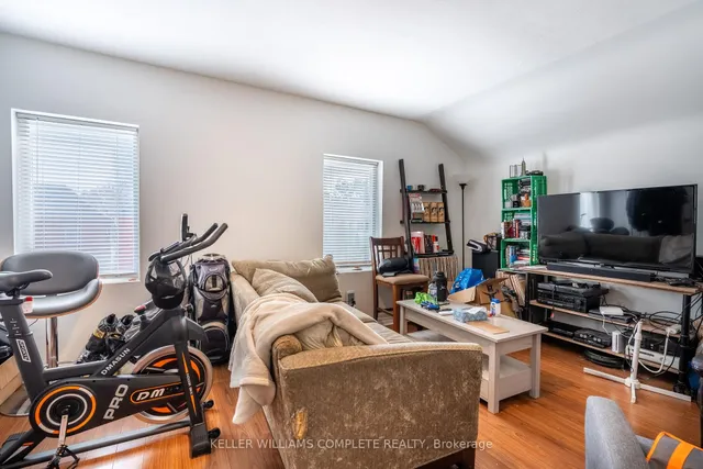 Additional image 28 of 149 Strathcona Ave