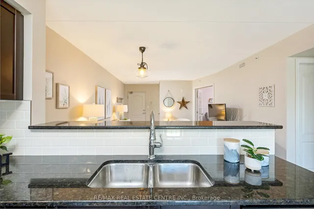 Additional image 12 of 1470 Main St Unit 109