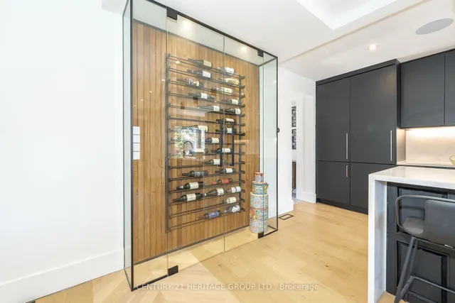 Additional image 8 of 48 DENVALE Rd