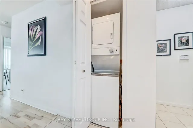 Additional image 18 of 8 Lee Centre Dr Unit 306