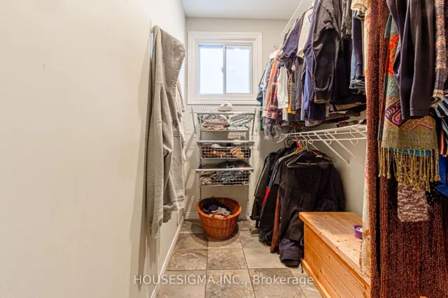 Additional image 18 of 899 Hazel St