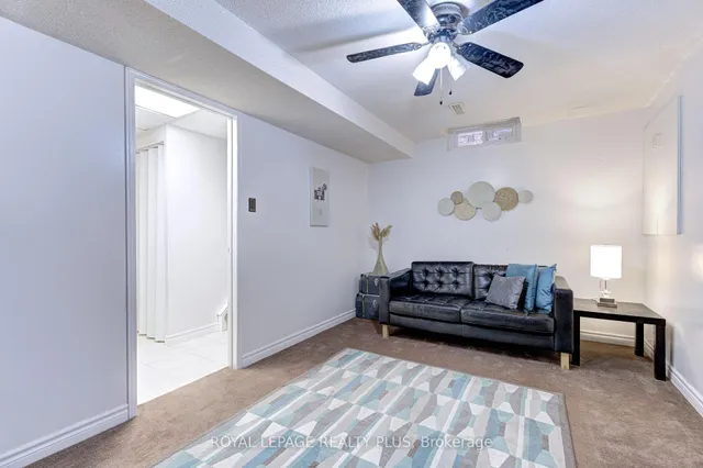 Additional image 26 of 5020 Delaware Dr Unit 2