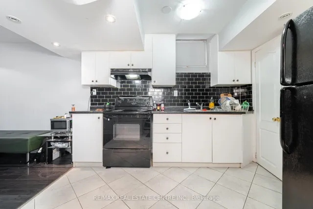 Additional image 36 of 15 Vanderpool Cres