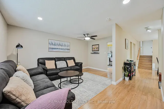 Additional image 7 of 10 Cupola Crt