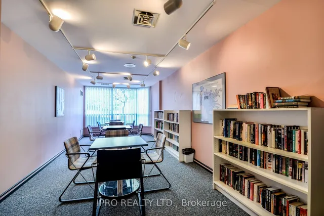 Additional image 32 of 12 Laurelcrest St Unit 302