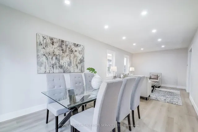 Additional image 36 of 2192 Margot St