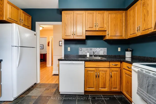 Additional image 22 of 1435 Alfred Cres