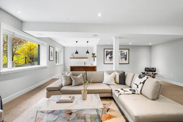 Additional image 28 of 20 Moorehill Dr