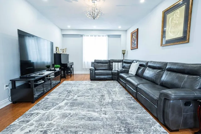 Additional image 11 of 32 Madrid Cres