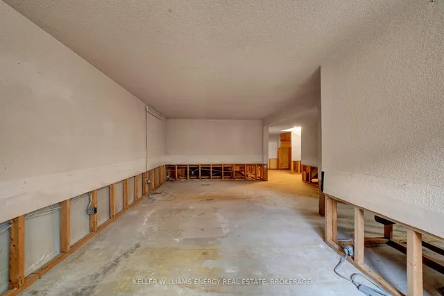 Additional image 31 of 29 Parkington Cres