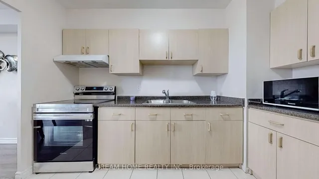 Additional image 15 of 5 Massey Sq Unit 1815