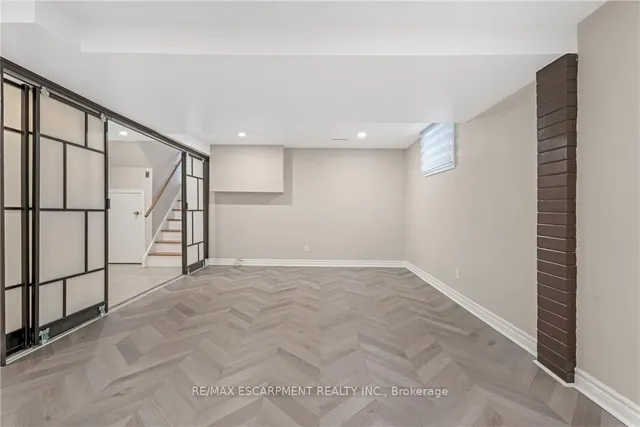 Additional image 34 of 36 Skylark Dr