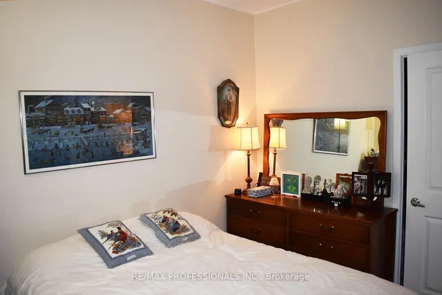 Additional image 15 of 205 Sherway Gardens Rd Unit 105