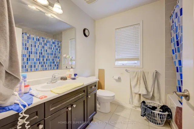 Additional image 18 of 256 Apple Hill Cres