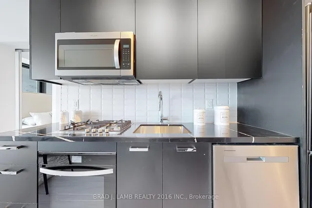 Additional image 14 of 195 McCaul St Unit 1302