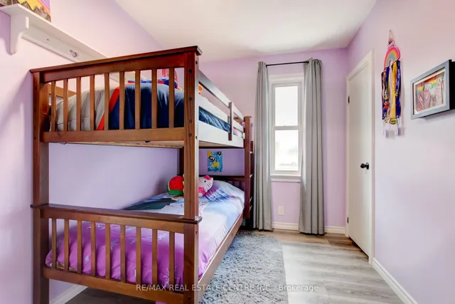 Additional image 22 of 182 Glennie Ave