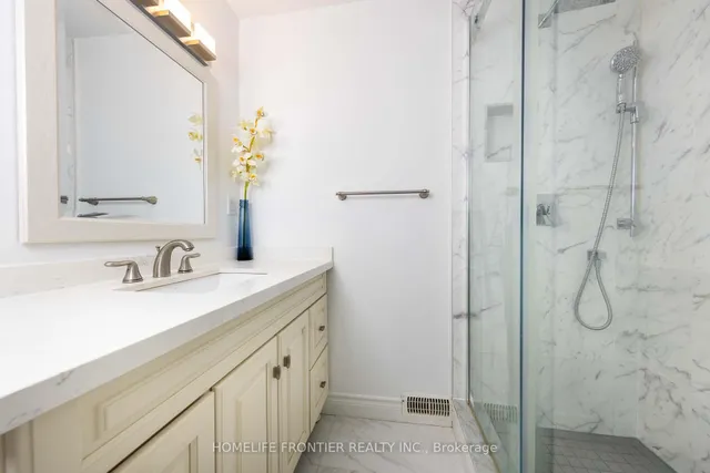 Additional image 12 of 302 Roselawn Ave