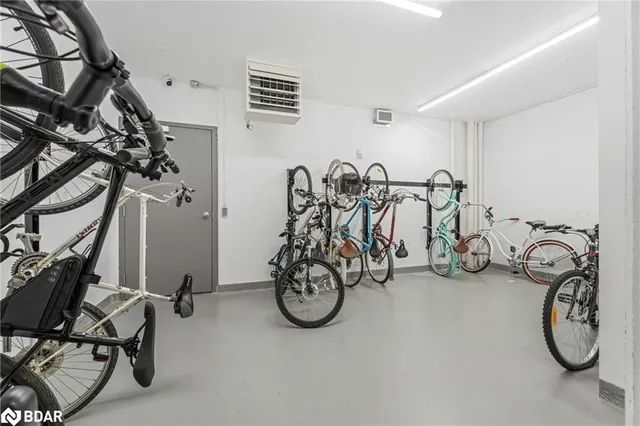 Additional image 39 of 81 Robinson St Unit 1104