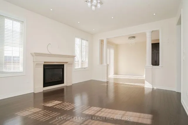 Additional image 17 of 7 Amaretto Crt