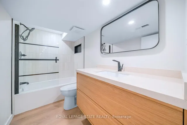 Additional image 36 of 869 Garth St