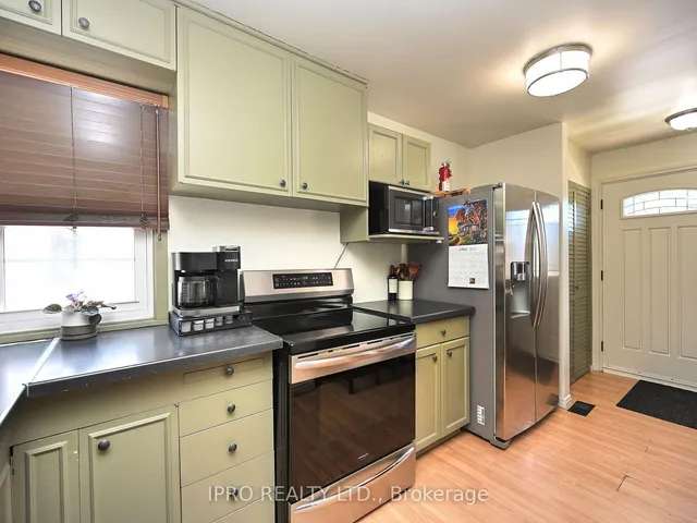 Additional image 17 of 13 Avon Park Dr