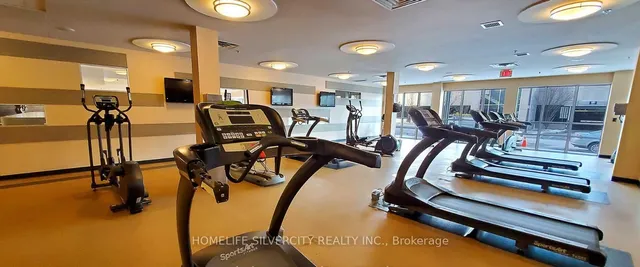 Additional image 34 of 80 Absolute Ave Unit 2006