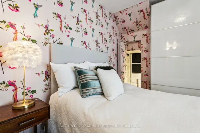 Additional image 29 of 34 Western Battery Rd Unit 435