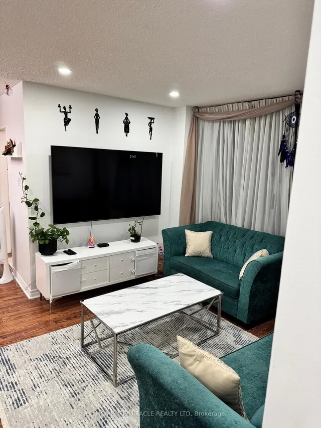 Additional image 4 of 1615 Bloor St Unit 1203