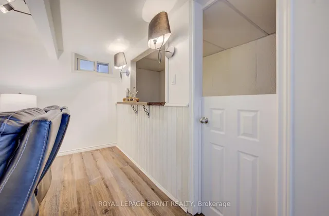 Additional image 18 of 192 Silver Aspen Cres