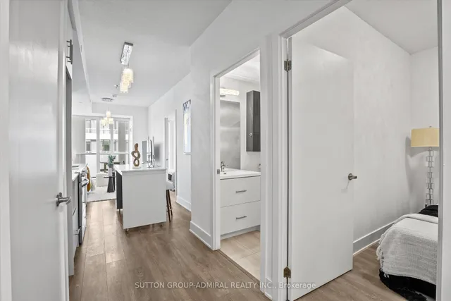 Additional image 5 of 188 Fairview Mall Dr Unit 915