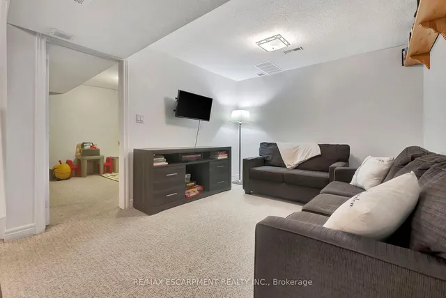 Additional image 24 of 2252 Walker's Line Unit 4