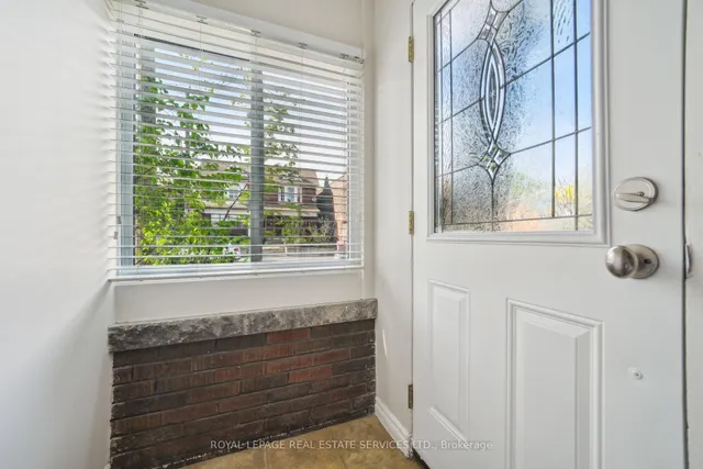 Additional image 3 of 243 Annette St