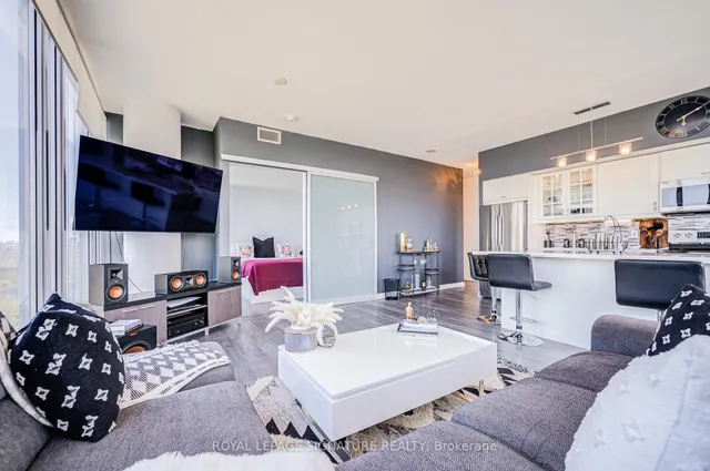 Additional image 22 of 105 The Queensway N/A Unit 2710