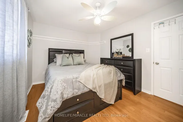 Additional image 31 of 21 National Cres