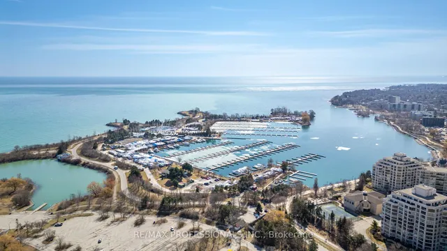 Additional image 38 of 70 Annie Craig Dr Unit 1106