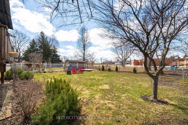 Additional image 48 of 35 Lower Canada Cres