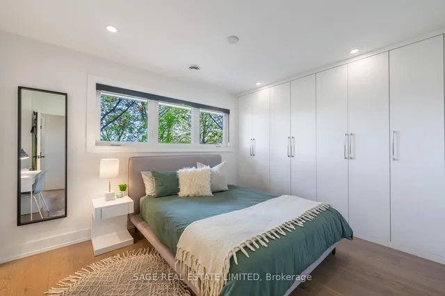 Additional image 24 of 9 Lionel Heights Cres