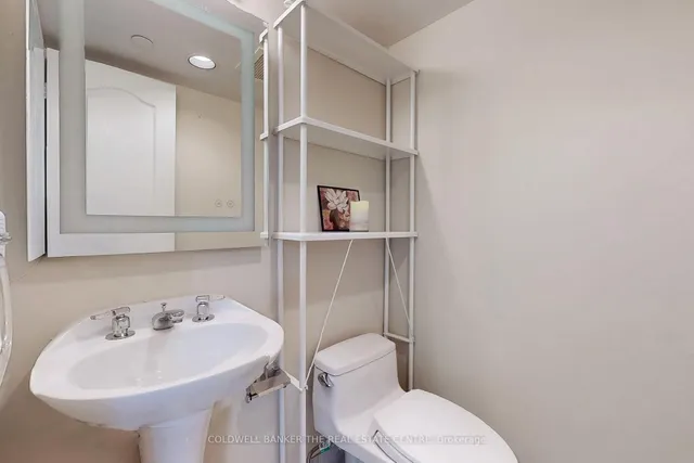 Additional image 28 of 38 Elm St Unit 1015