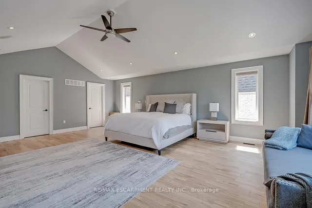 Additional image 23 of 246 Pomona Ave