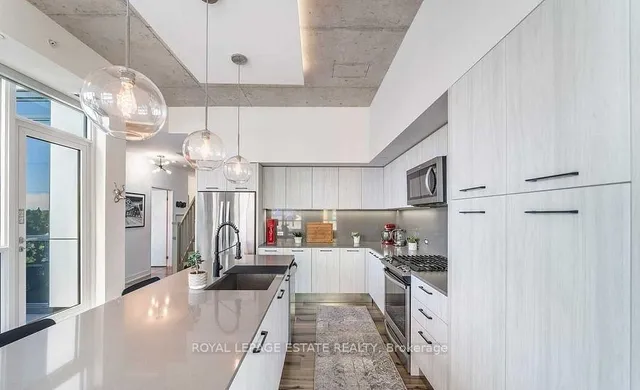 Additional image 5 of 630 Kingston Rd Unit PH-602