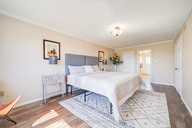 Additional image 29 of 2735 Kingsway Dr