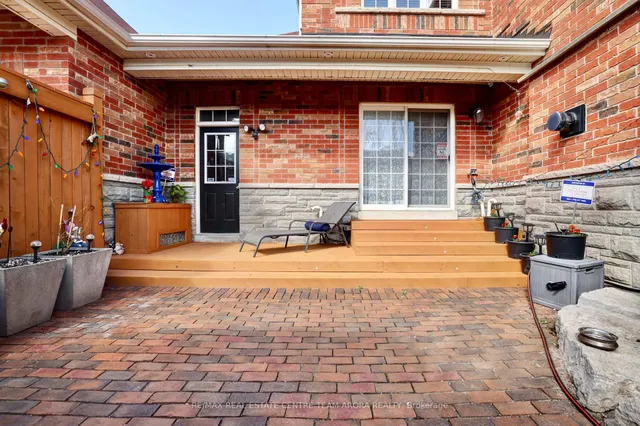 Additional image 37 of 61 Sky Harbour Dr