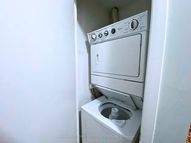 Additional image 11 of 209 Fort York Blvd Unit 770